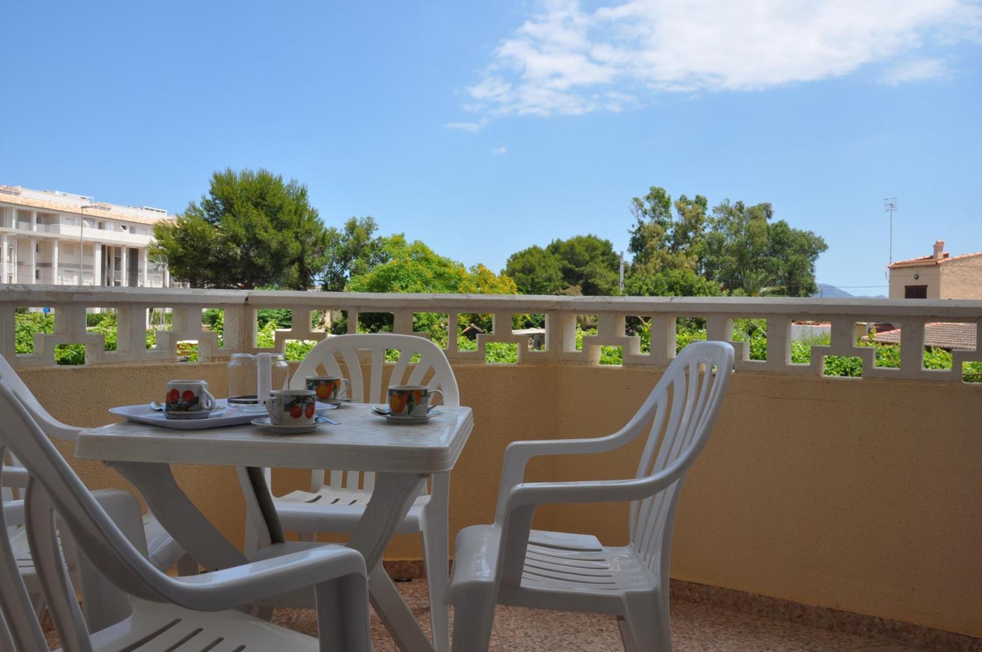 Apartamentos Las Rosas Dénia Buitenkant foto